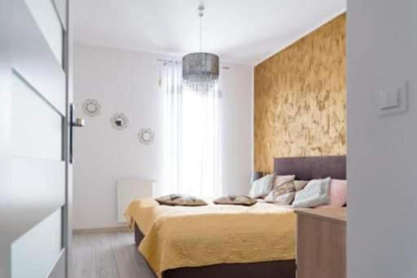Apartament Nikola Гданск Екстериор снимка